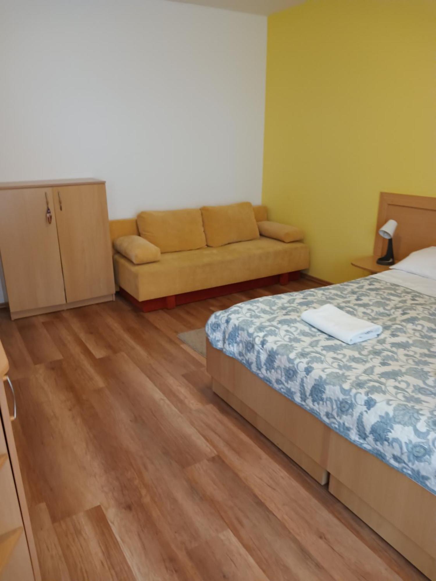 Viola Wellness Apartman Apartment Zalakaros Ngoại thất bức ảnh